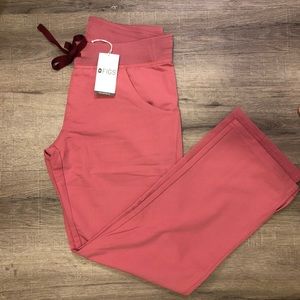 Figs Kade scrub pant NWT